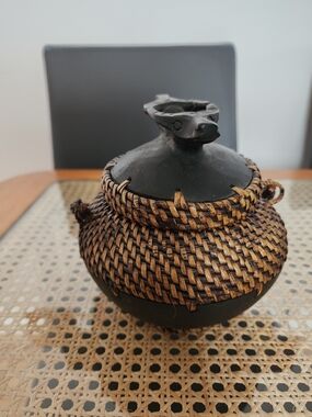 Vintage Handwoven Basket Indonesian Figural Wood Carving Bulls Wicker Art MINT